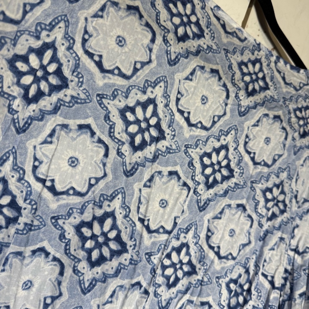 J. Jill Blue and White Patterned Tunic Boho Size XL 3/4 Sleeve Scoop Neck - Picture 8 of 10